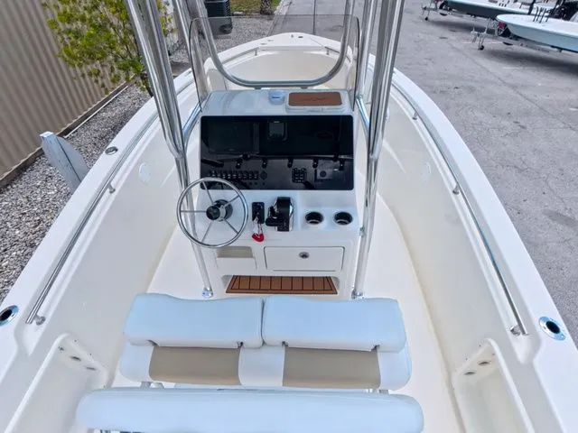Slide: The Image of Bulls Bay 230 Center Console 2027 - 7