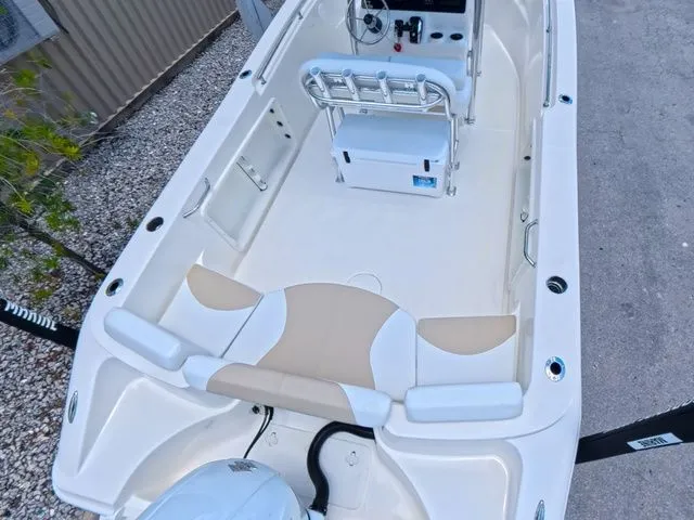 Slide: The Image of Bulls Bay 230 Center Console 2027 - 8