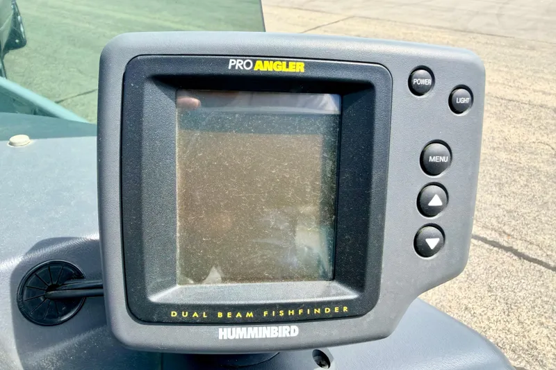 Slide: The Image of Humminbird Pro Angler fishfinder on a 2003 Lund 1675 Adventure SS boat. - 40