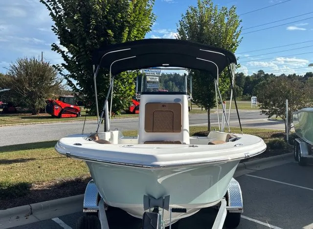 Slide: The Image of Sea Pro 202 CENTER CONSOLE W/150HP 2025 - 6