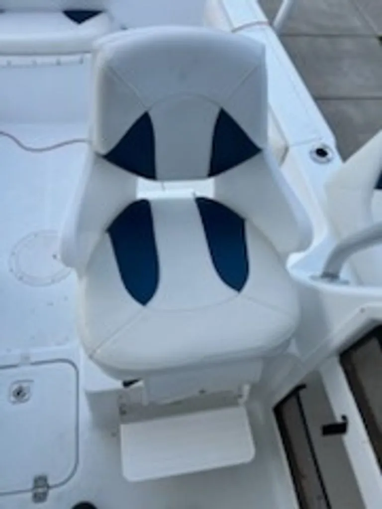 Slide: The Image of White and blue boat seat on Polar 2300 WA, year 2008. - 7