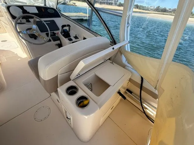 Slide: The Image of Interior of a 2013 Grady-White Freedom 285 boat. - 19