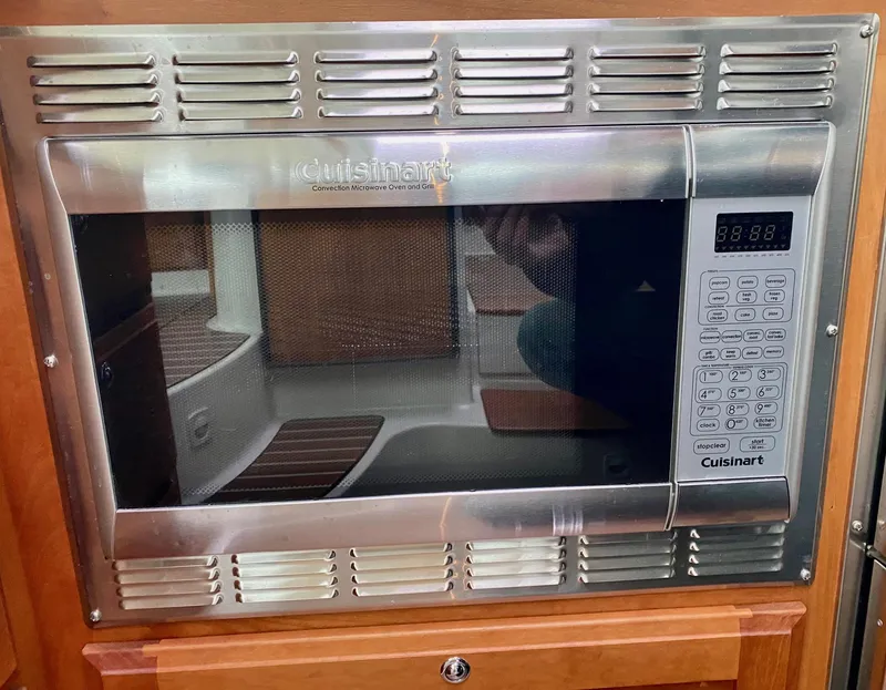 Slide: The Image of Cuisinart microwave in a 2017 Back Cove 37 yacht. - 44