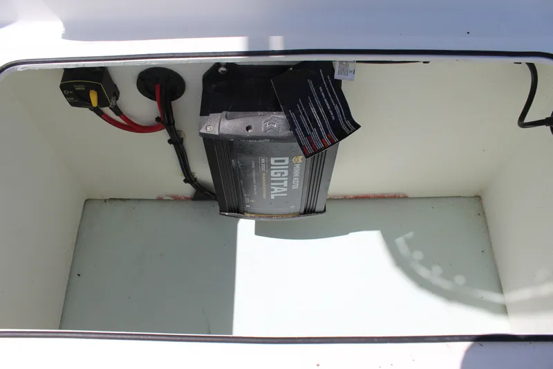 Slide: The Image of Electrical wiring in 2023 Intruder 23 boat. - 32