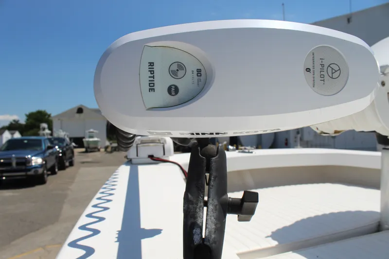 Slide: The Image of Minn Kota Riptide i-Pilot on 2023 Intruder 23 boat. - 9