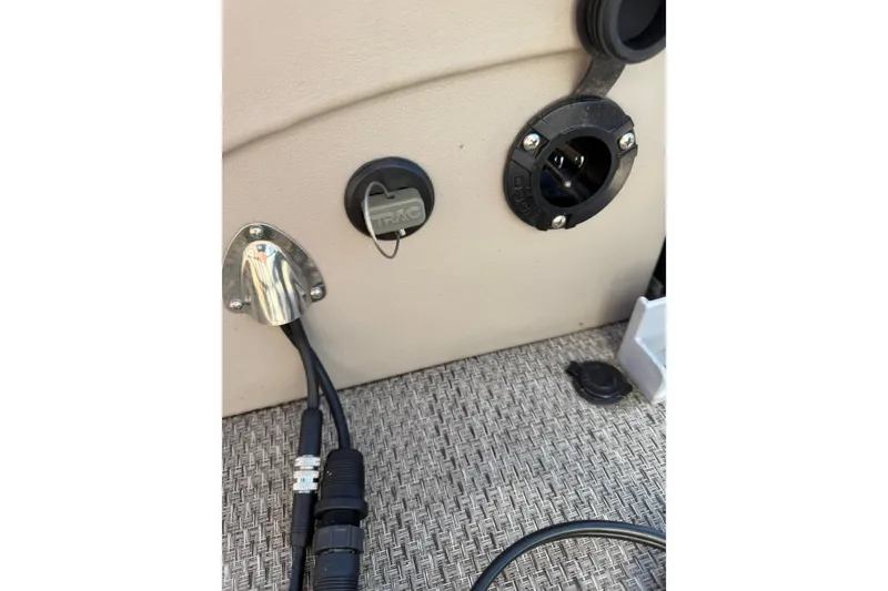 Slide: The Image of Boat wiring and connectors on a 2018 Bennington 21 SF. - 23