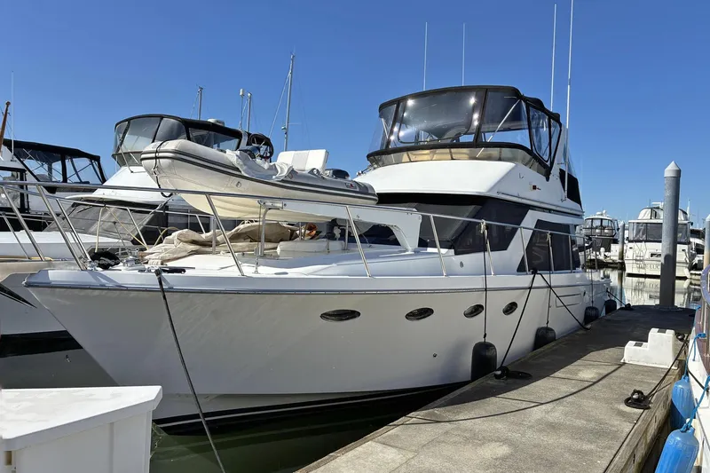 The Image of Ocean Alexander 42 Sedan - Exterior Main - 0