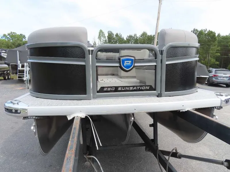 Slide: The Image of Premier Sunsation 230 Angler 2 Point (28 PTX) 2026 - 8