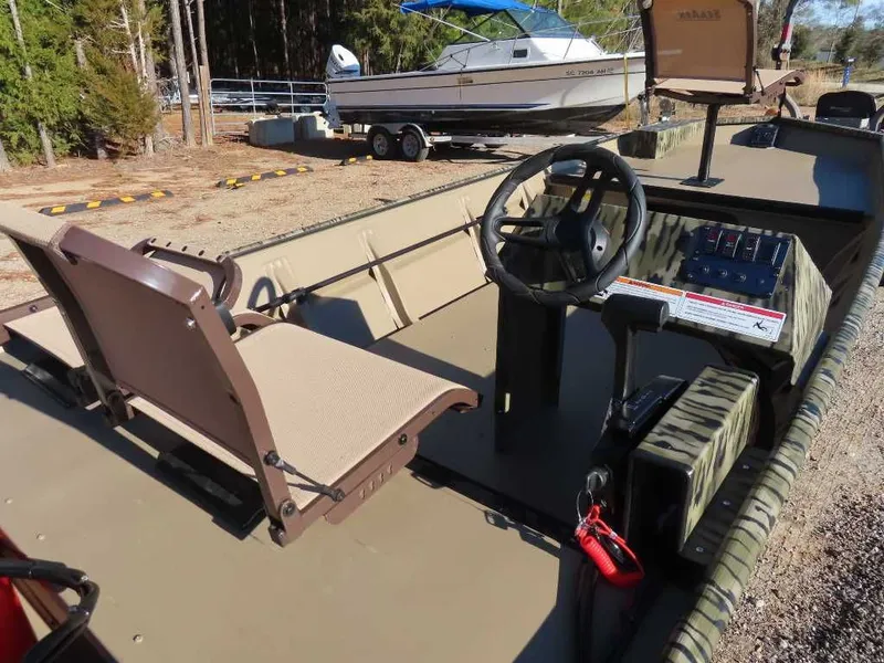 Slide: The Image of SeaArk 1648 Special Suzuki 30 Trailer 2026 - 7
