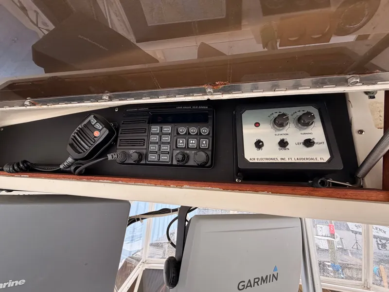 Slide: The Image of Control panel of a 1987 Viking DBL Cabin Motor Yacht. - 20