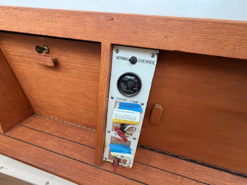 Slide: The Image of Control panel of a 1987 Viking DBL Cabin Motor Yacht. - 35