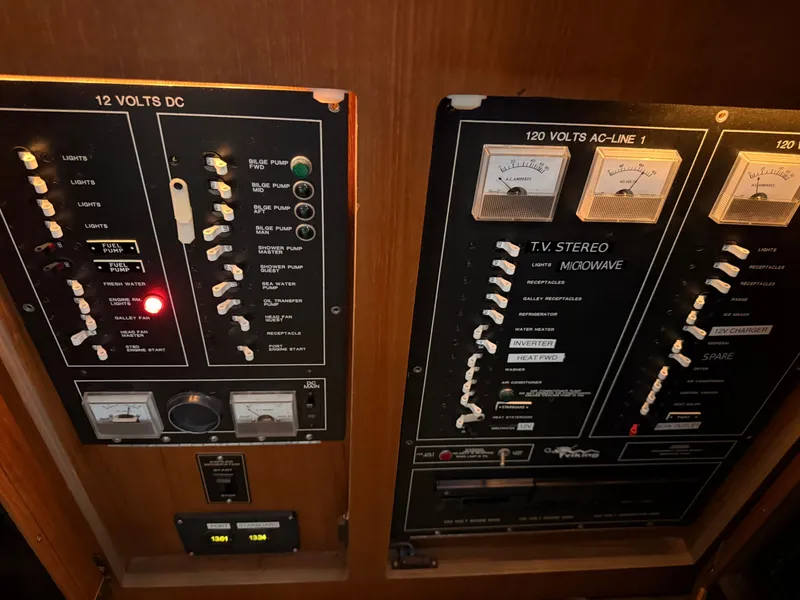 Slide: The Image of Control panel of a 1987 Viking DBL Cabin Motor Yacht. - 44