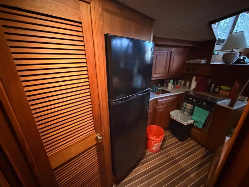 Slide: The Image of Viking Dbl Cabin Motor Yacht 1987 - 70