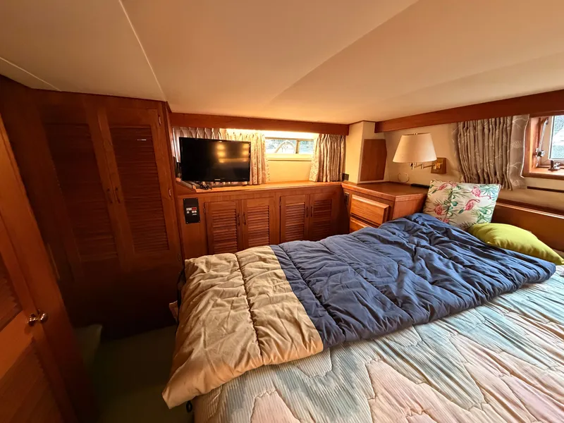 Slide: The Image of Viking Dbl Cabin Motor Yacht 1987 - 78