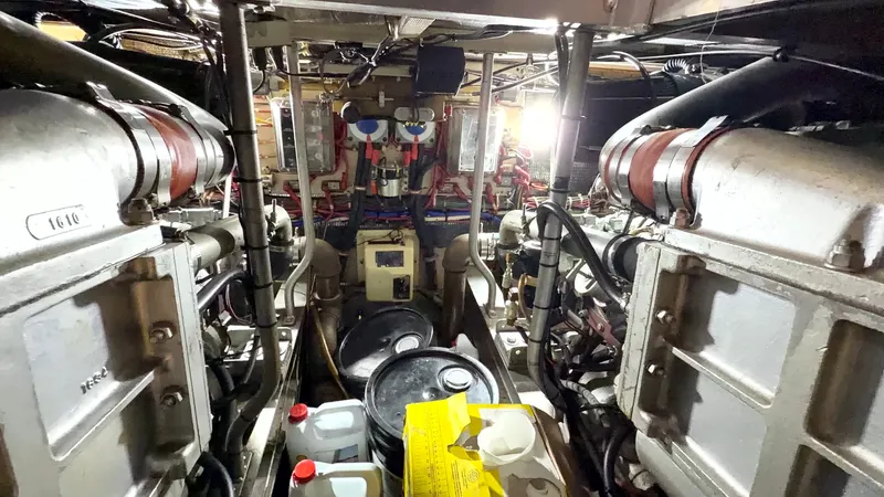 Slide: The Image of Viking Dbl Cabin Motor Yacht 1987 - 83