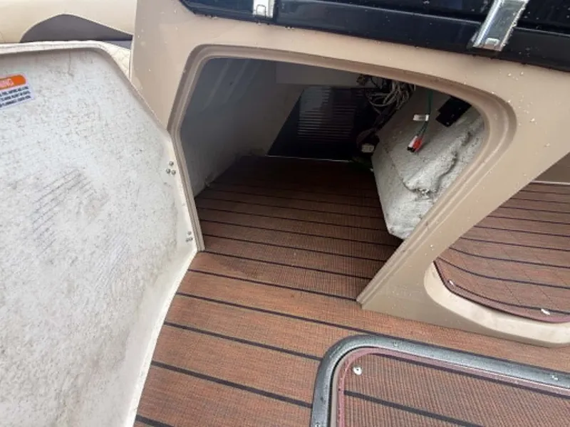 Slide: The Image of Interior of a 2019 Manitou SES 230 boat. - 28