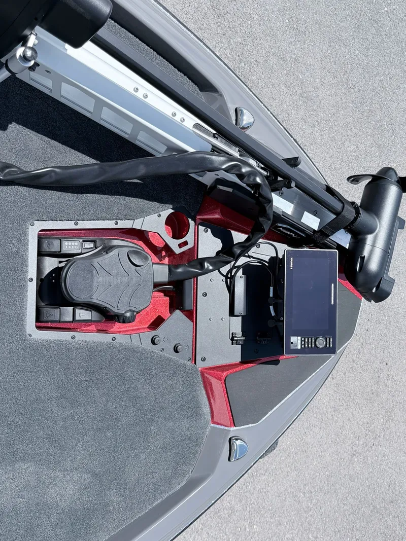 Slide: The Image of Skeeter ZXE20 2026 boat console with controls and display. - 22