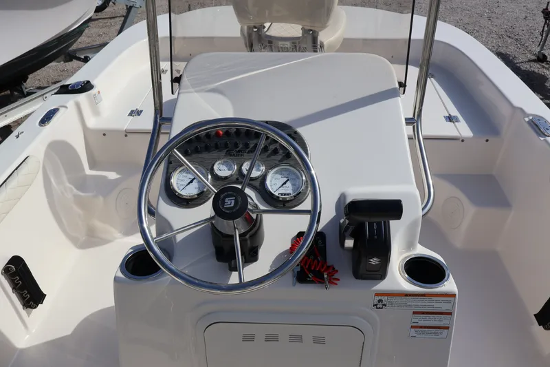 Slide: The Image of Steering console of Carolina Skiff 17 LS boat, 2023 model. - 10