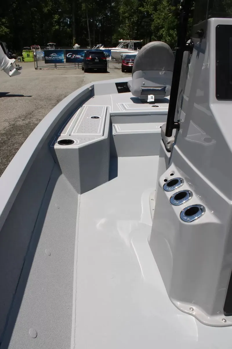 Slide: The Image of Interior view of the 2026 G3 Bay 21 GX boat. - 19