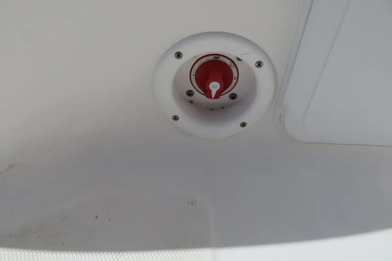 Slide: The Image of Battery switch on a 2017 Sea Fox 256 Voyager boat. - 85