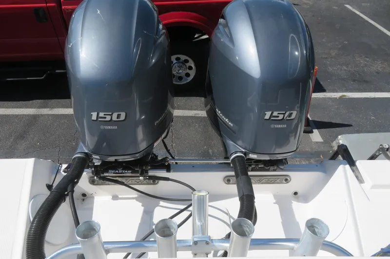 Slide: The Image of Twin Yamaha 150 outboard motors on a 2017 Sea Fox 256 Voyager boat. - 87