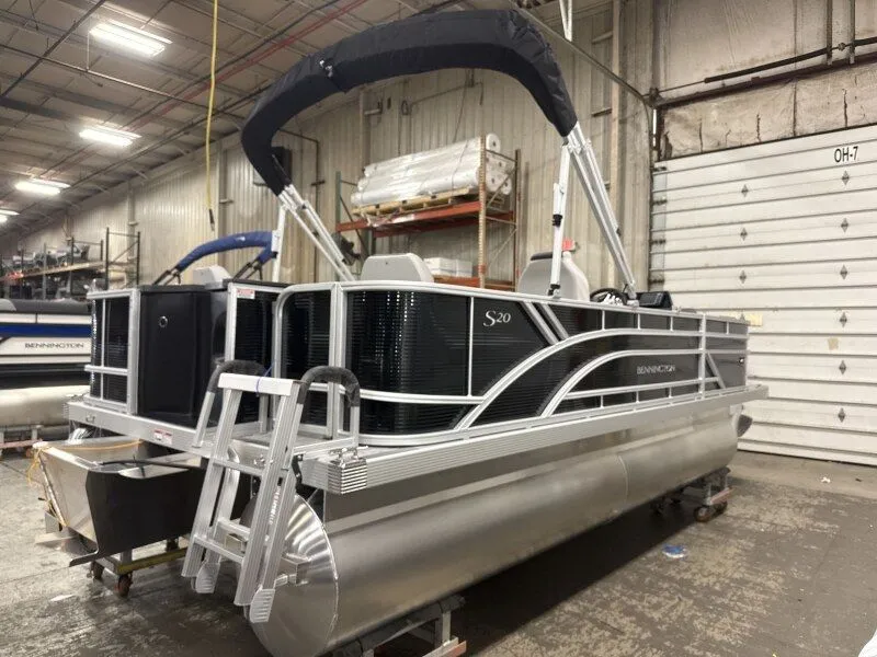 Slide: The Image of 2026 Bennington 20SF-Snap pontoon boat in warehouse. - 3
