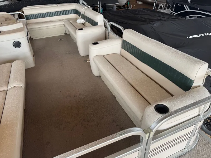 Slide: The Image of Interior of a 2002 Premier L208 Leisure pontoon boat. - 15