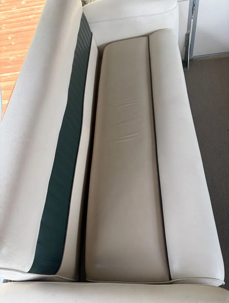 Slide: The Image of Premier L208 Leisure 2002 boat seat in cream and green. - 25