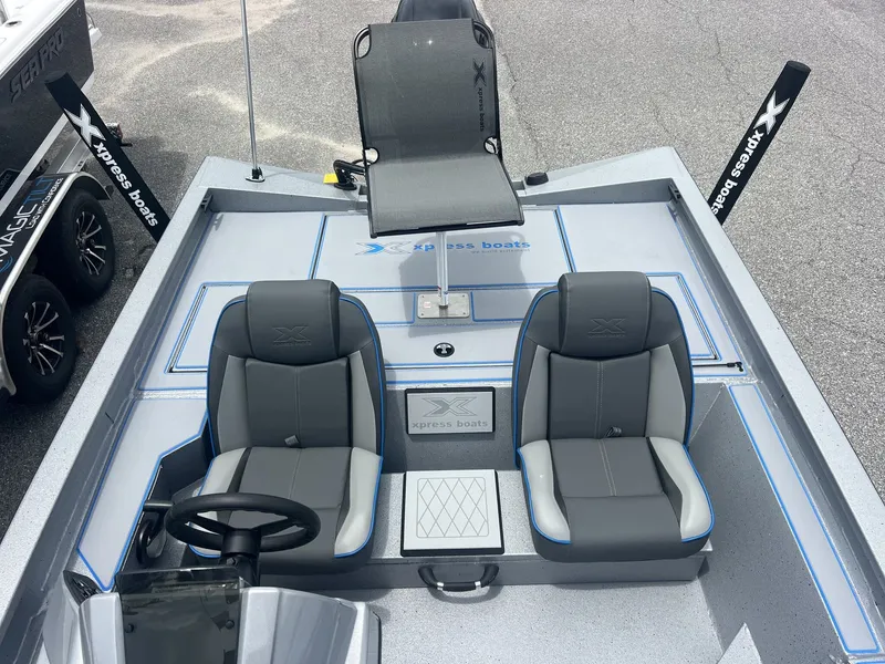 Slide: The Image of Interior view of Xpress Hyper-Lift Crappie Series H18C boat, 2026 model. - 6