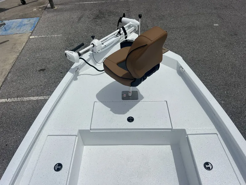Slide: The Image of 2026 Xpress H20B Bay boat with steering and seat. - 7