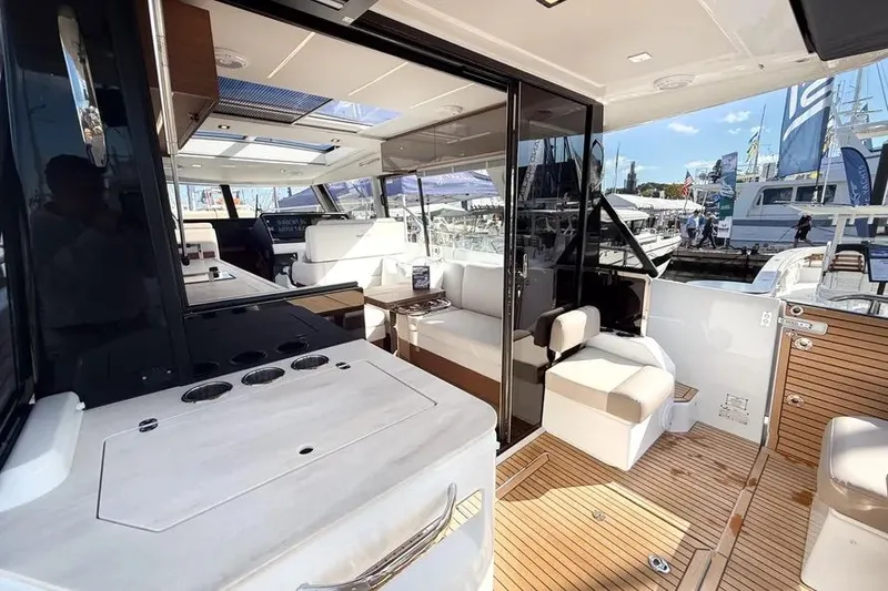 Slide: The Image of Interior of Wellcraft 44 Explorer 2026 yacht, luxurious design. - 20