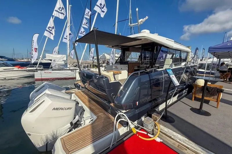 Slide: The Image of Wellcraft 44 Explorer 2026 yacht docked with Mercury engine. - 3