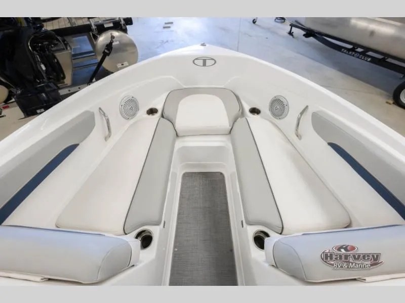 Slide: The Image of Interior view of 2022 Tahoe 210SI boat with gray and white seating. - 9