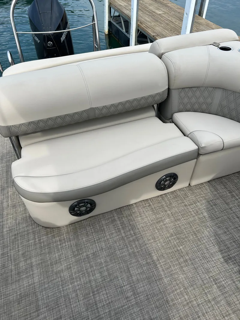 Slide: The Image of Harris Sunliner 250 boat seating with speakers, 2020 model. - 9