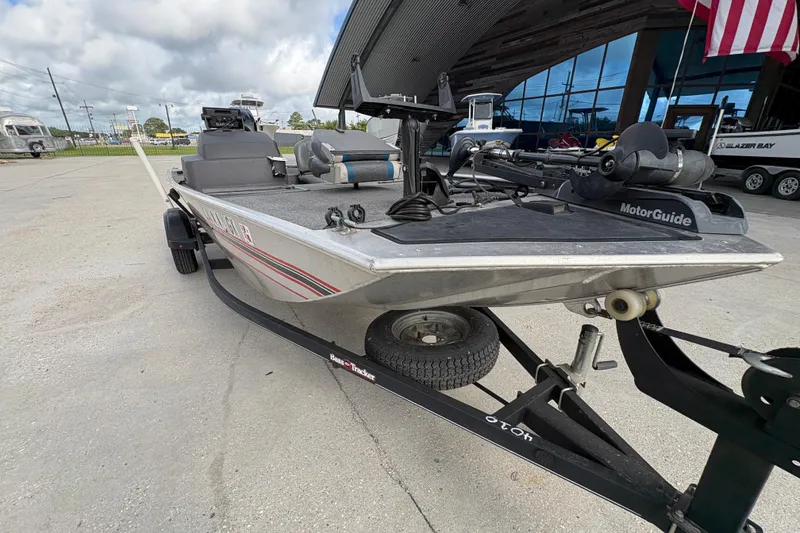 Slide: The Image of 2020 Tracker Bass Tracker Classic XL boat on trailer, equipped with MotorGuide trolling motor. - 9