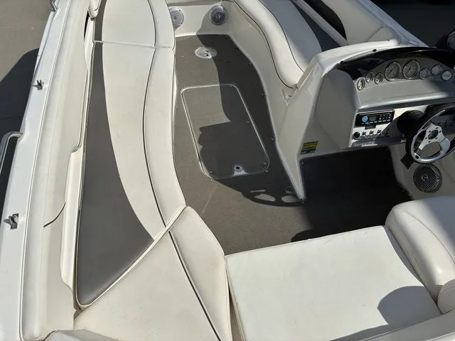 Slide: The Image of Bayliner 197 2008 - 11