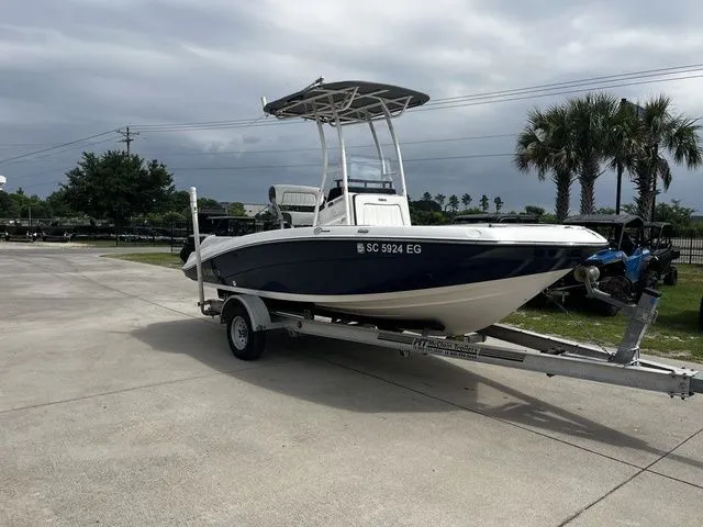 The Image of Yamaha Fishsport 190 2017 - 1