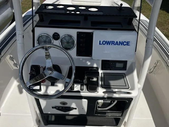 Slide: The Image of Yamaha Fishsport 190 2017 - 10