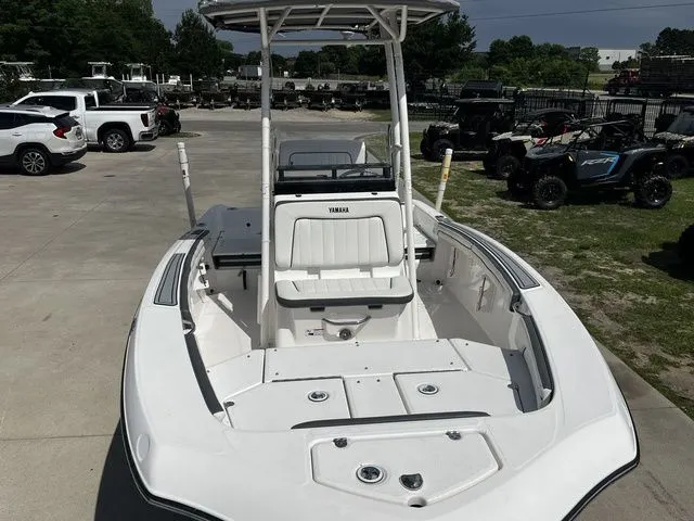 Slide: The Image of Yamaha Fishsport 190 2017 - 9