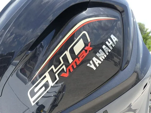 Slide: The Image of Yamaha SHO VMAX engine on Xpress Hyper-Lift H24B, 2026 model. - 9