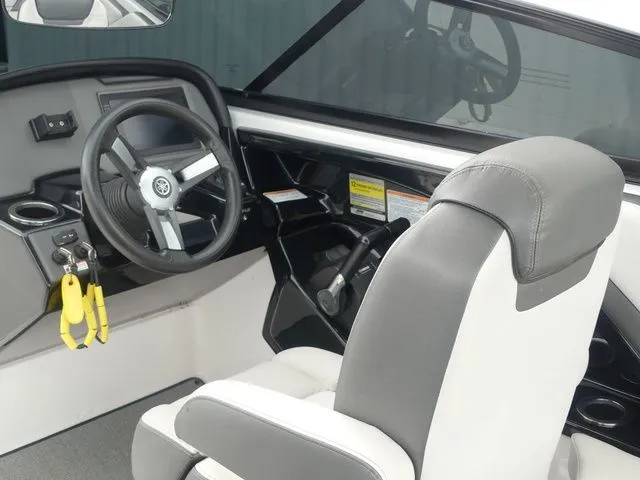 Slide: The Image of Yamaha AR240 2019 - 42