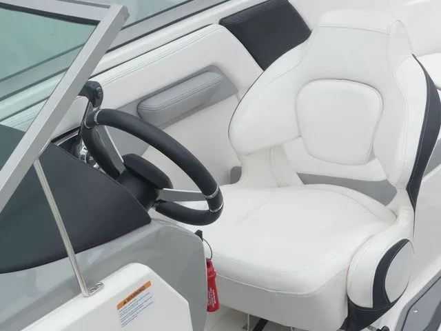 Slide: The Image of Chaparral 23 Surf 2021 - 22