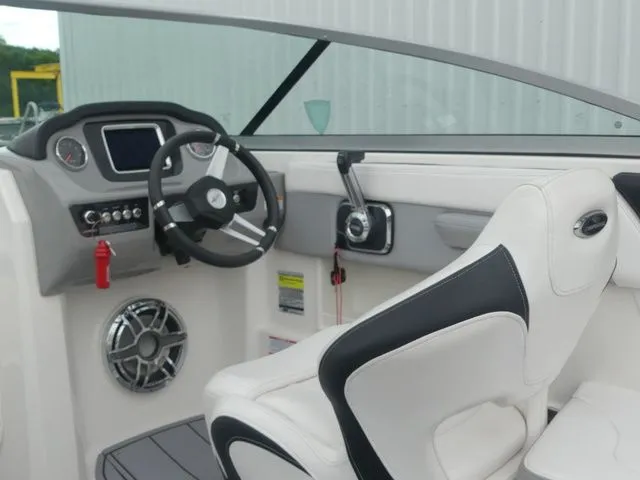 Slide: The Image of Chaparral 23 Surf 2021 - 43