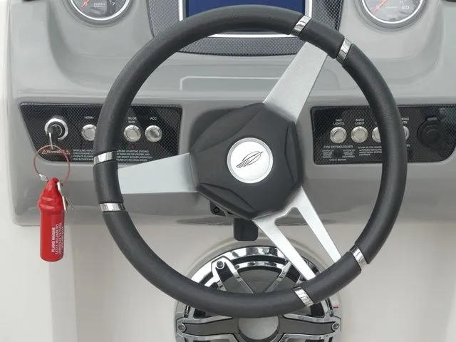 Slide: The Image of Chaparral 23 Surf 2021 - 45