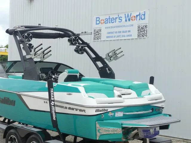Slide: The Image of Malibu Wakesetter 22 MXZ 2019 - 13