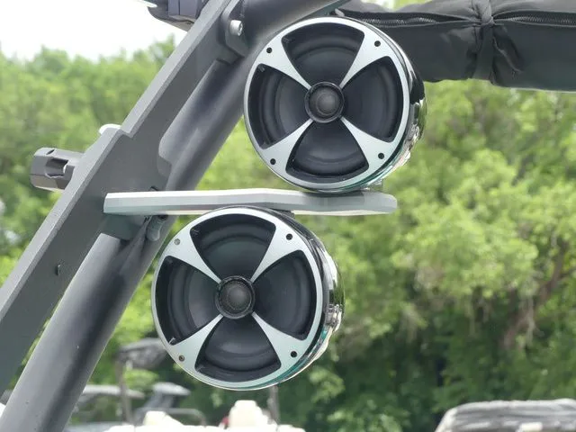 Slide: The Image of Malibu Wakesetter 22 MXZ 2019 - 25