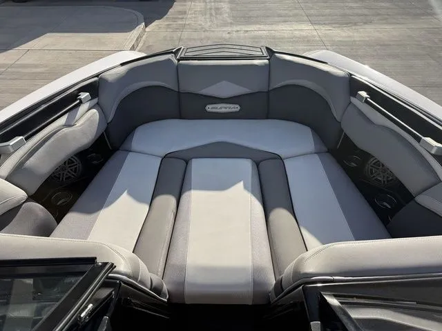Slide: The Image of Supra SE 2017 - 10