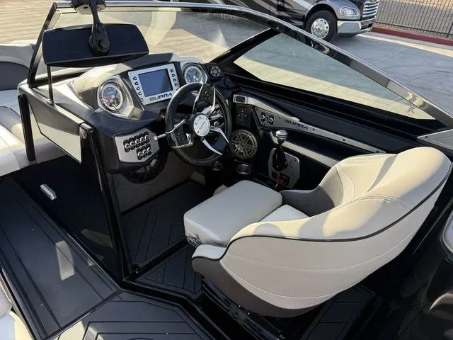 Slide: The Image of Supra SE 2017 - 11