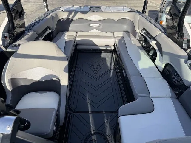 Slide: The Image of Supra SE 2017 - 2