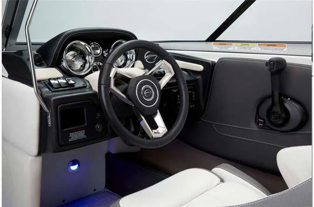 Slide: The Image of Crownline Boats 200 SS 2024 - 11